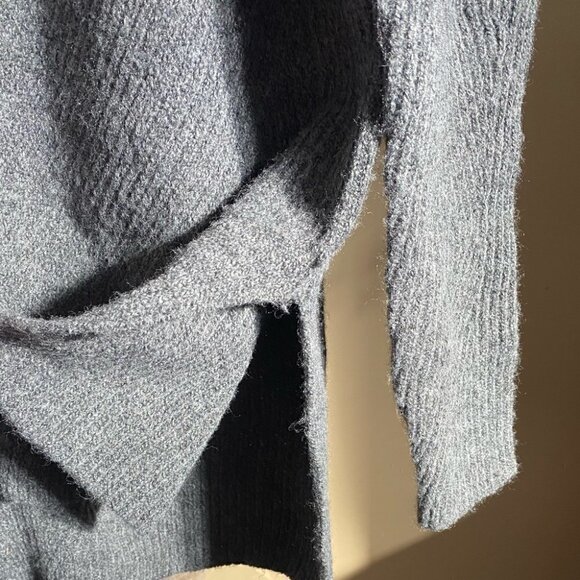 Sweet Romeo Gray Sweater Abstract Ribbed Turtleneck Tunic Sweater Size M - Picture 7 of 9